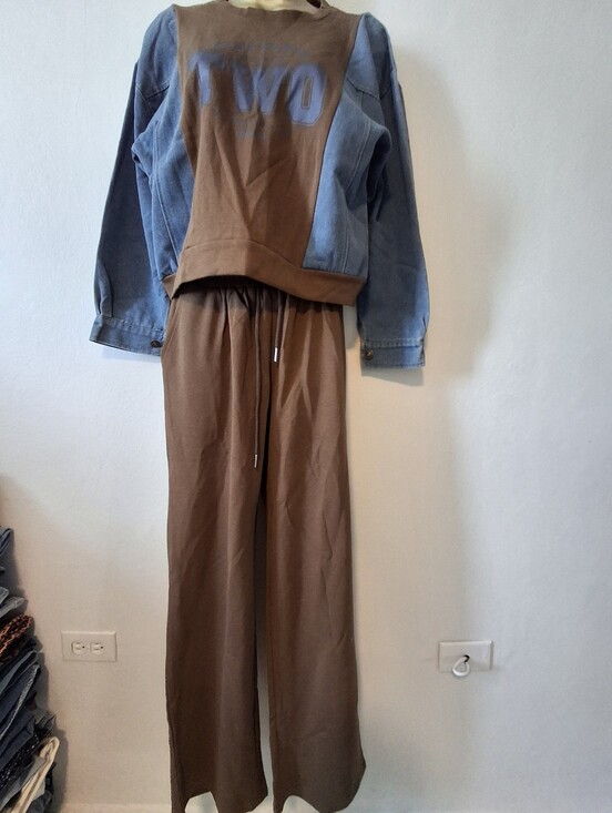 Pants - Two-Tone Brown and Denim Relaxed Sweatshirt Set